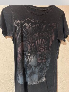 Sinful Black Graphic Skull & Rose Short Sleeve Tee